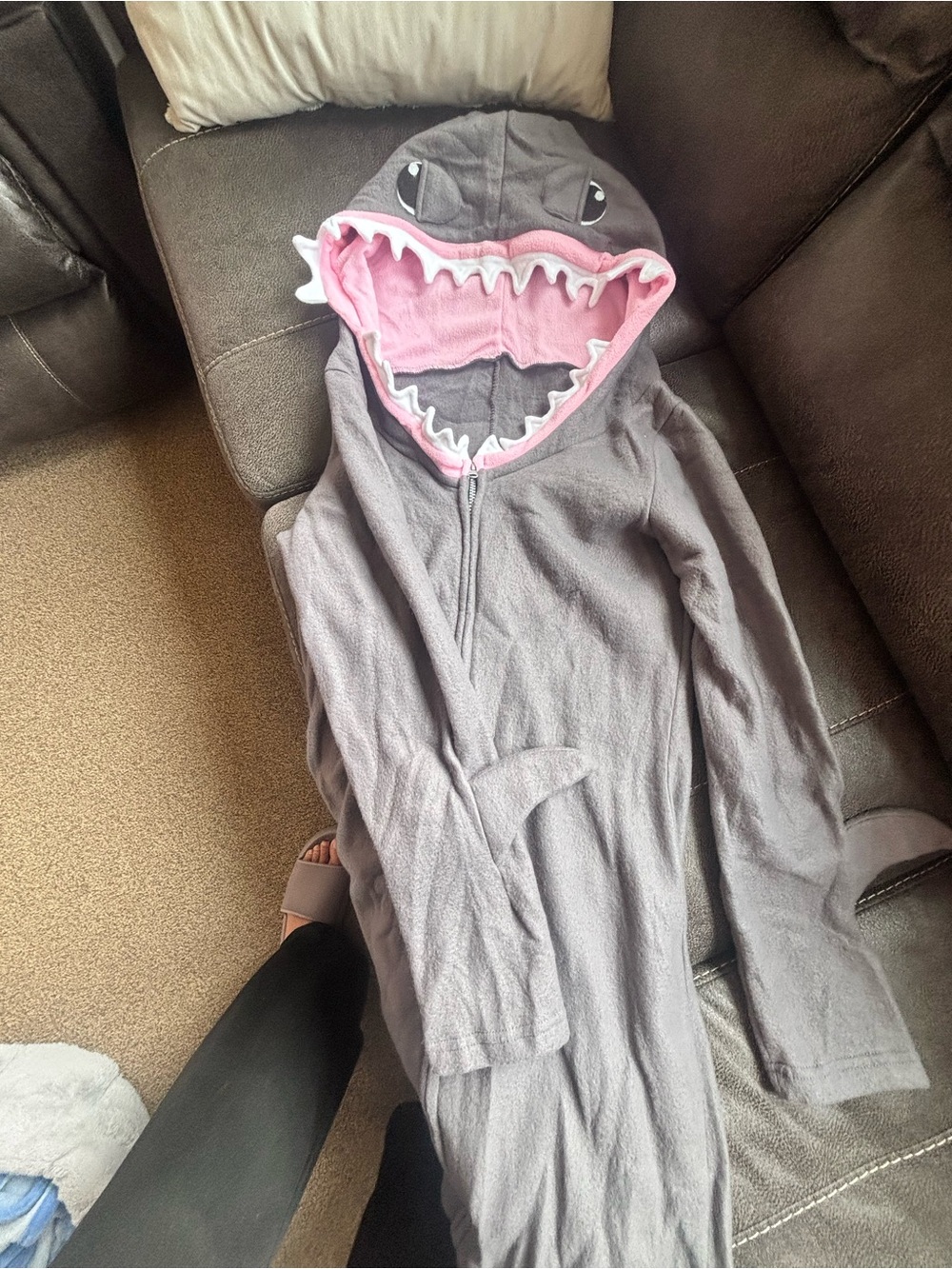 Leg Avenue Cozy Shark Hooded Dress - Gray Halloween Costume - Picture 5 of 8